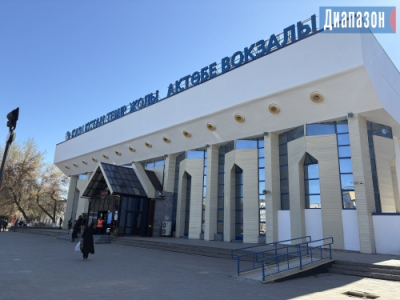 Бектенов поручил завершить в этом году реконструкцию и ремонт ж/д вокзалов
