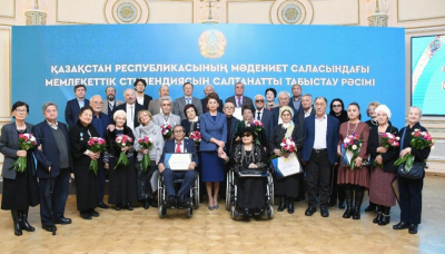 Стипендии повысят казахстанским студентам, магистрантам и докторантам с 1 сентября