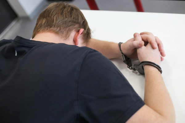 Трое екатеринбуржцев убили и расчленили женщину: их будут судить 20 лет спустя