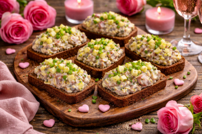 Делать 20 минут, вкус как в кафе: паста на все случаи жизни &mdash; сливочная, с беконом и томатами