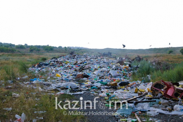 68 свалок в Атырауской области выявили из космоса