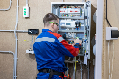 Преступники используют ЖКХ для заработка на криптовалюте и коррупционных схемах в Тюменской области