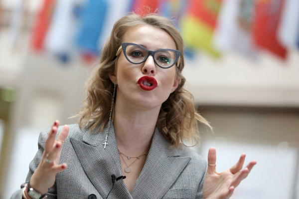 Собчак оценила внешность миллиардера Безоса на фото с афтепати &laquo;Оскара&raquo;