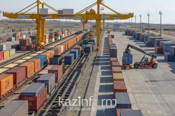 Новая железная дорога «Бахты-Аягоз» поможет до 20 млн тонн в год увеличить грузооборот с Китаем