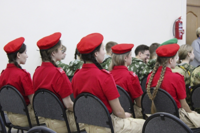 Герои России провели для московских юнармейцев Урок мужества