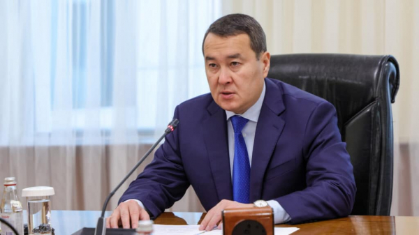 Токаев назначил бывшего премьера Смаилова главой Высшей аудиторской палаты