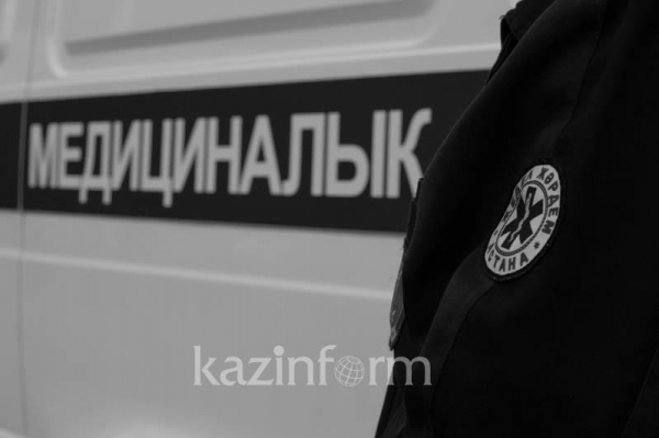 В Шымкенте 7-летний мальчик скончался, упав со второго этажа