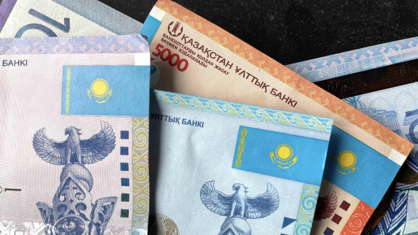 Как определяется уровень гарантии по банковским вкладам в Казахстане