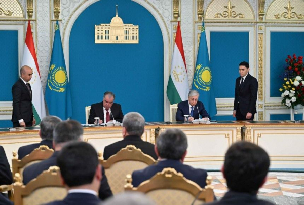 Какие документы подписали Казахстан и Таджикистан