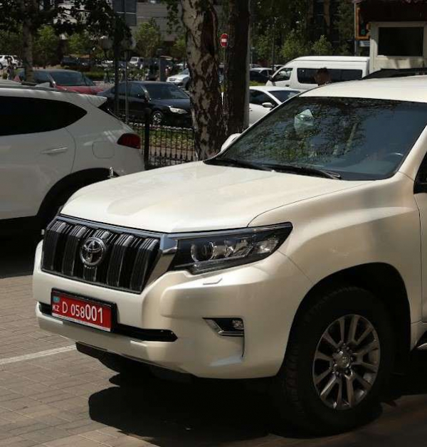 Концерн Toyota приостановил работу 10 линий на 6 из 14 заводов в Японии