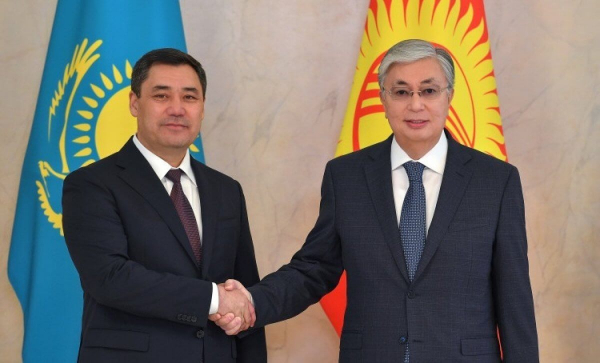 Президент Кыргызстана посетит Казахстан
