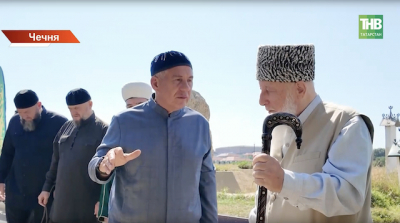 Рустам Минниханов посетил празднования 75-летия со дня рождения Ахмата-Хаджи Кадырова в Чечне