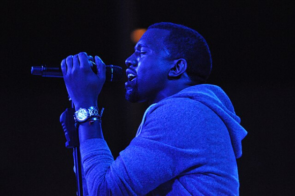 Великобритания запретила въезд в страну рэперу Канье Уэсту