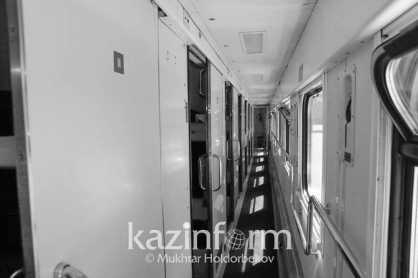 В поезде «Атырау-Астрахань» скончался ребенок, ехавший отдыхать в лагерь