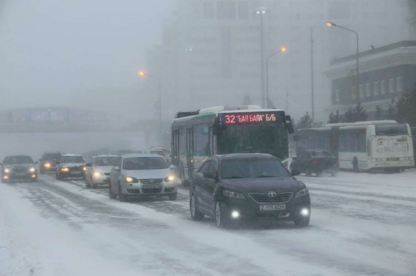 Метель и осадки продолжатся в Казахстане