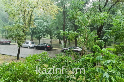 Из-за проливных дождей пострадали квартиры в многоэтажках Костаная
