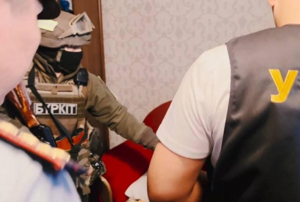 Вымогателей из «общественного фонда» задержали в Семее