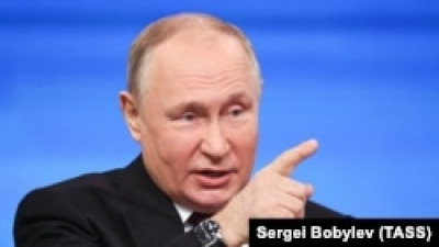 Путина выдвинули в президенты. В его «команде» — певцы, спортсмены, пропагандисты