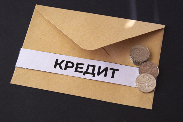 Бизнес стал активнее занимать у банков из-за снижения процентных ставок