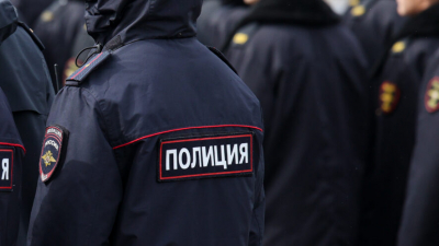 Черный дым над городом: магазин запчастей вспыхнул в Челнах - видео 25/02/2026 &ndash; Новости