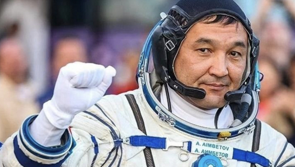 Роскосмос предложил Казахстану продолжить научную программу на МКС