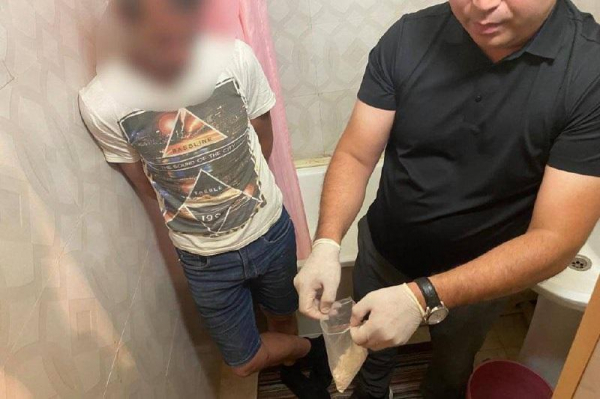 Сбытчиков наркотиков из ВКО и Жамбылской области задержали в Атырау