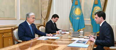 Токаев вручил орден сотруднику АО &quot;АрселорМиттал Темиртау&quot;
