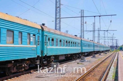 На полчаса задержались поезда из-за скота на рельсах в Павлодарской области