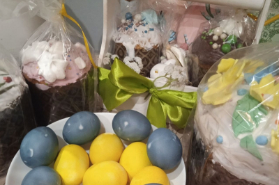 Традиции в моде: советы шеф-повара, как покрасить яйца на Пасху натурально