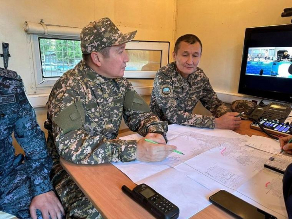 Министр по ЧС находится на месте пожара в «Ертiс орманы»