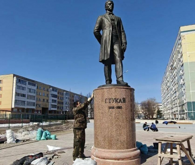 Очередная трагедия на воде: в Елабужском районе из Вятки достали тело утонувшего мужчины 23/07/2026 &ndash;
