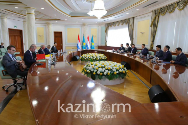 Упрощение визового режима между Казахстаном и Люксембургом обсудили в Астане