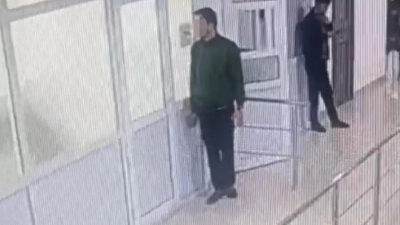&quot;Постукивал у окна&quot;: подозрительная сдача экзамена в спецЦОНе Шымкента попала на видео