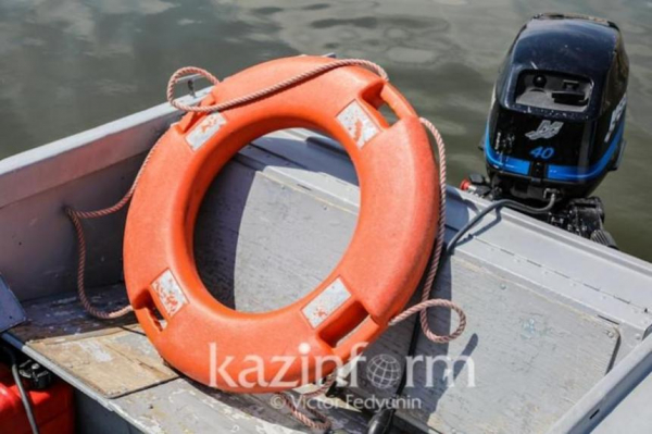 Подросток едва не погиб в Каспийском море
