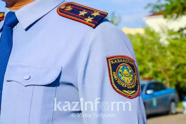 Лучшим сотрудникам полиции следует оказывать поддержку - Президент РК