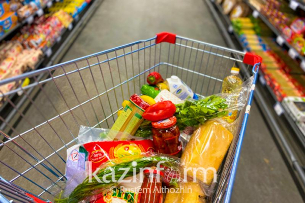 Цены на продукты питания по 11 позициям в Павлодарской области ниже средних по стране