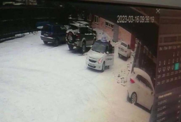 Работник столичной автомойки угнал две машины, чтобы впечатлить девушку
