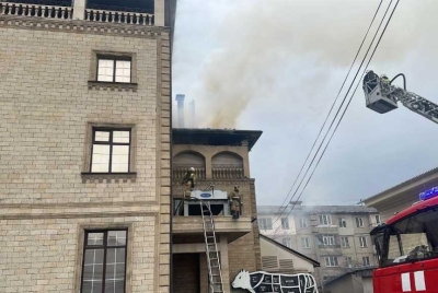 Крыша кафе загорелась в Алматы
