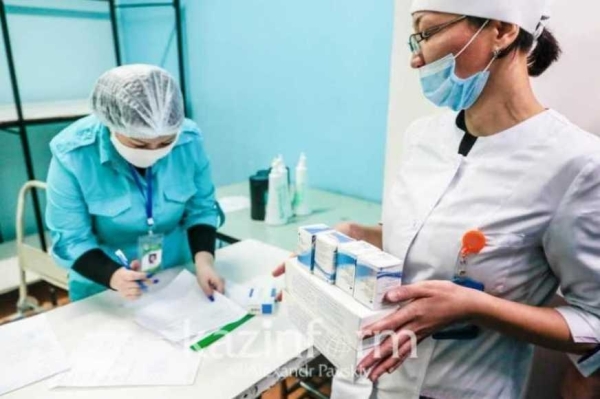 Более 7 тысяч медработников не хватает в Казахстане