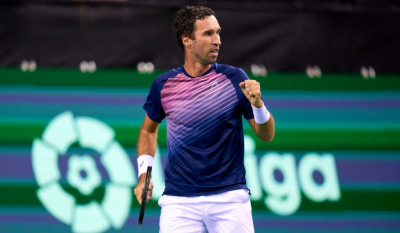 Михаил Кукушкин побеждает в казахстанском дерби на турнире ATP 250