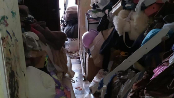 Детей-"маугли" нашли в Алматы: на родителя наложили штраф